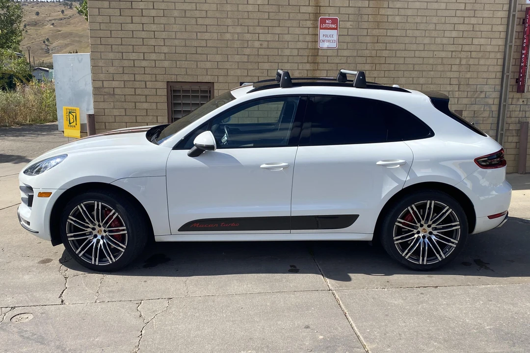 2015 Porsche Macan Turbo - Image 3 of 31