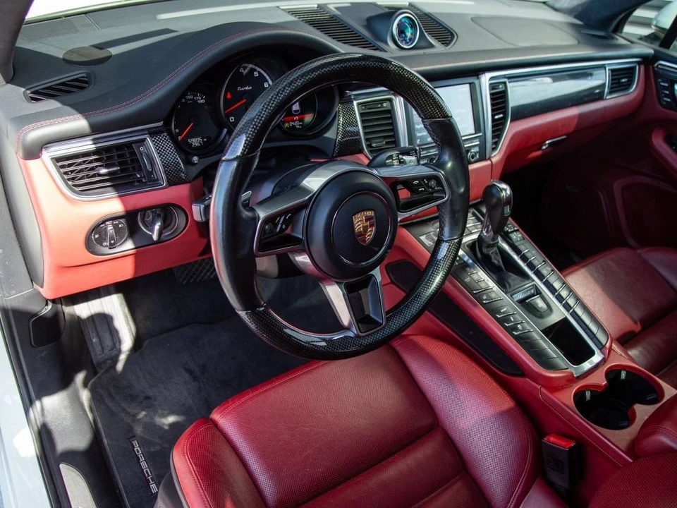 2015 Porsche Macan Turbo - Image 3 of 5