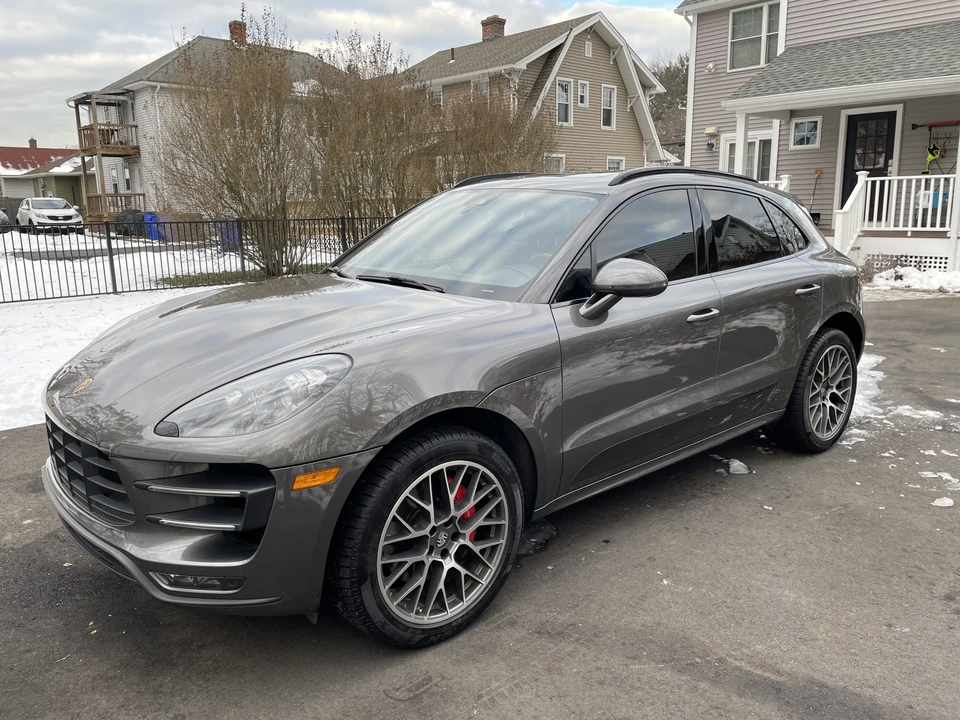 2015 Porsche Macan Turbo - Image 8 of 31