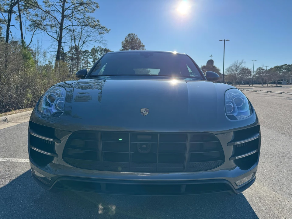 2015 Porsche Macan Turbo - Image 10 of 31