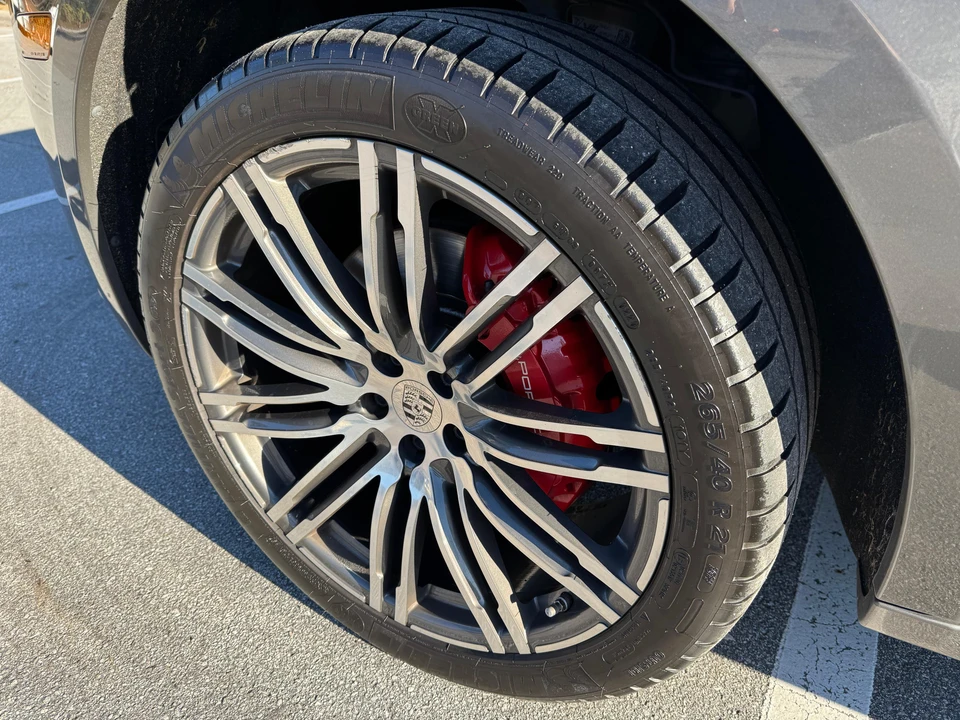 2015 Porsche Macan Turbo - Image 15 of 31
