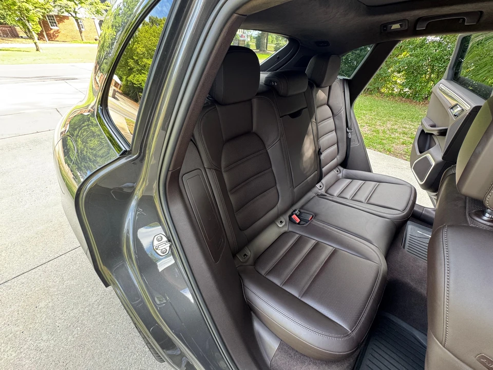 2015 Porsche Macan Turbo - Image 31 of 31