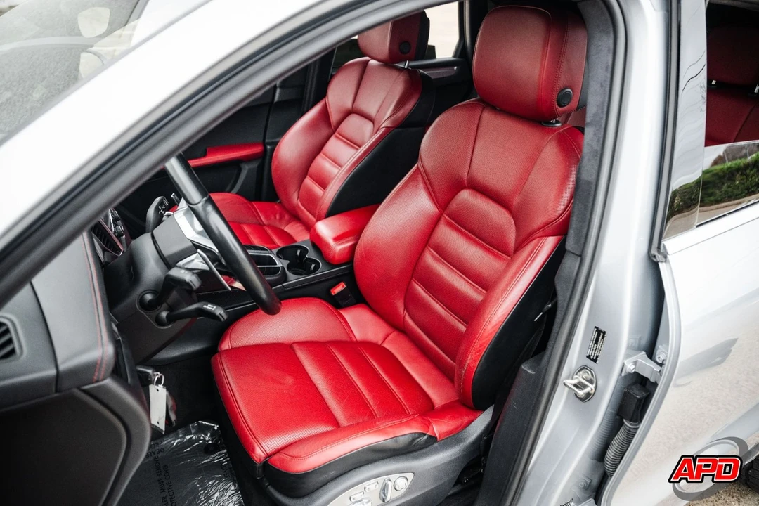 2015 Porsche Macan Turbo - Image 4 of 12
