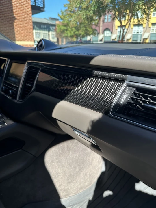 2015 Porsche Macan Turbo - Image 23 of 31