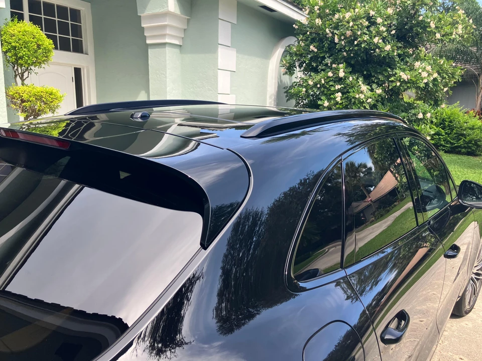 2015 Porsche Macan Turbo - Image 21 of 22