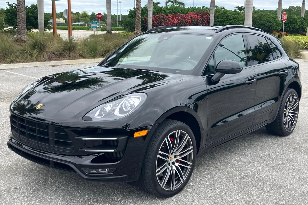 2015 Porsche Macan Turbo - Image 6 of 22