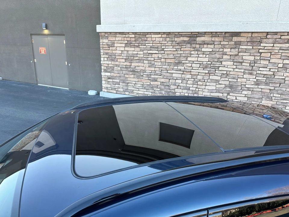 2015 Porsche Macan Turbo - Image 22 of 31