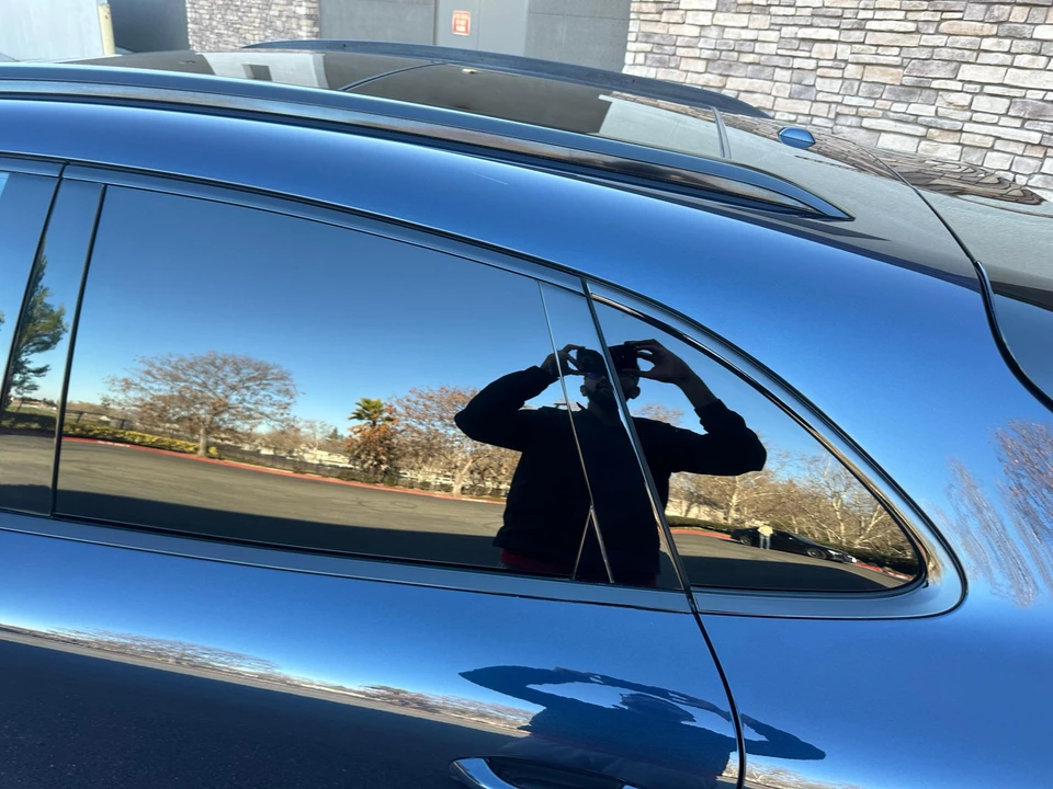 2015 Porsche Macan Turbo - Image 26 of 31