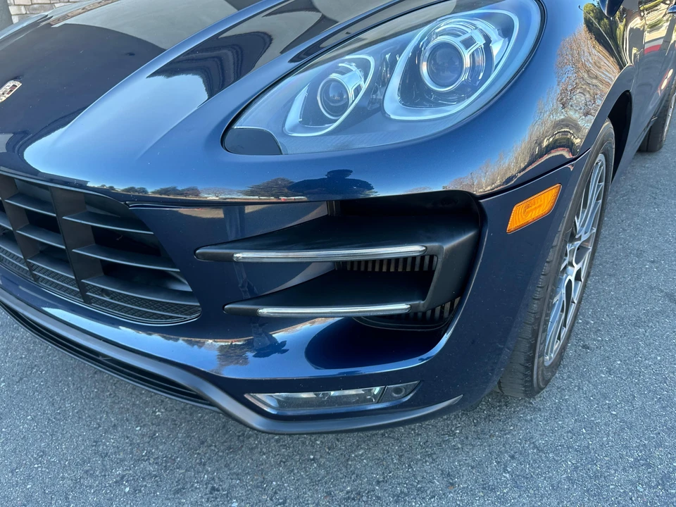 2015 Porsche Macan Turbo - Image 15 of 31