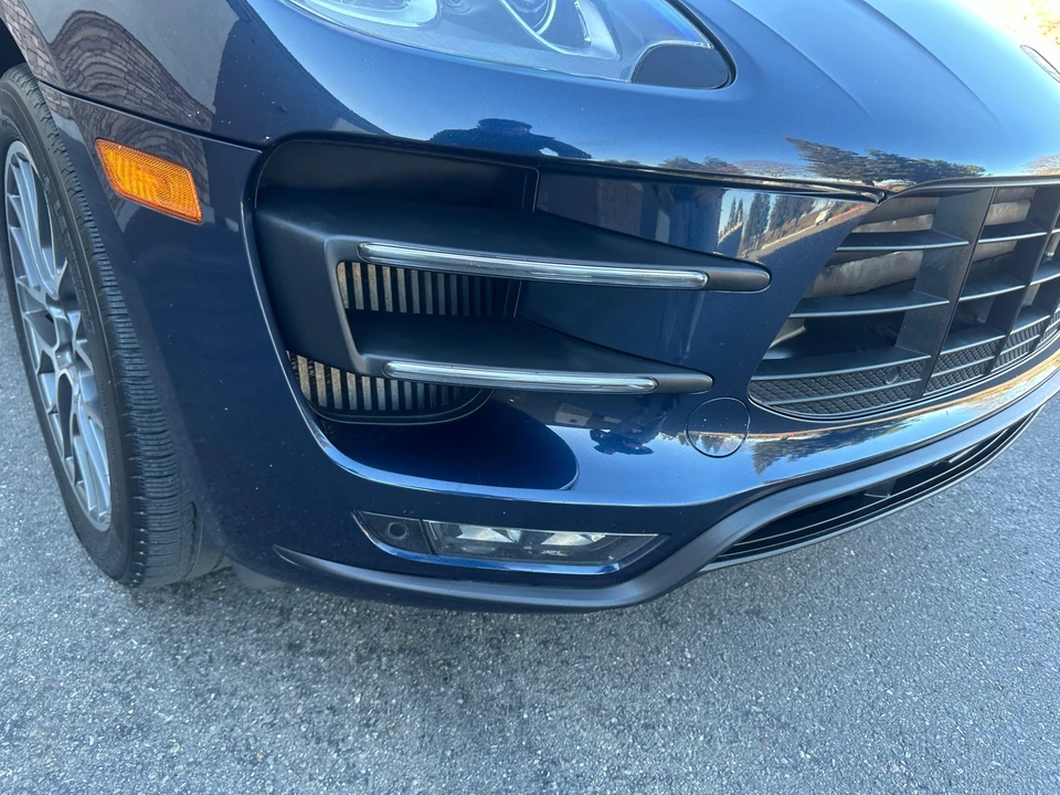 2015 Porsche Macan Turbo - Image 11 of 31