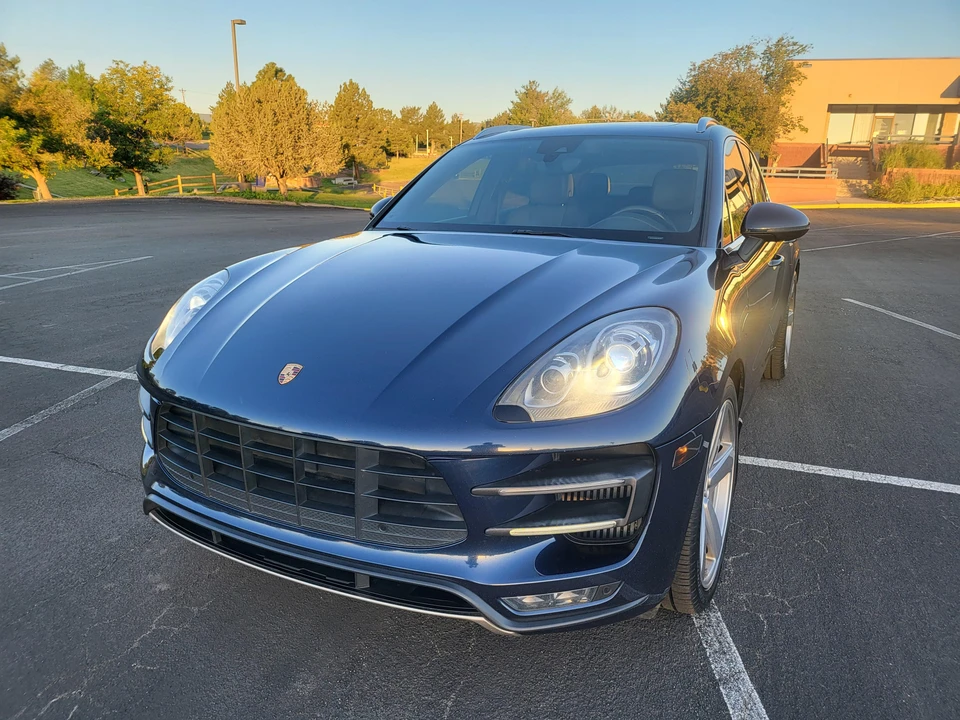 2015 Porsche Macan Turbo - Image 10 of 31