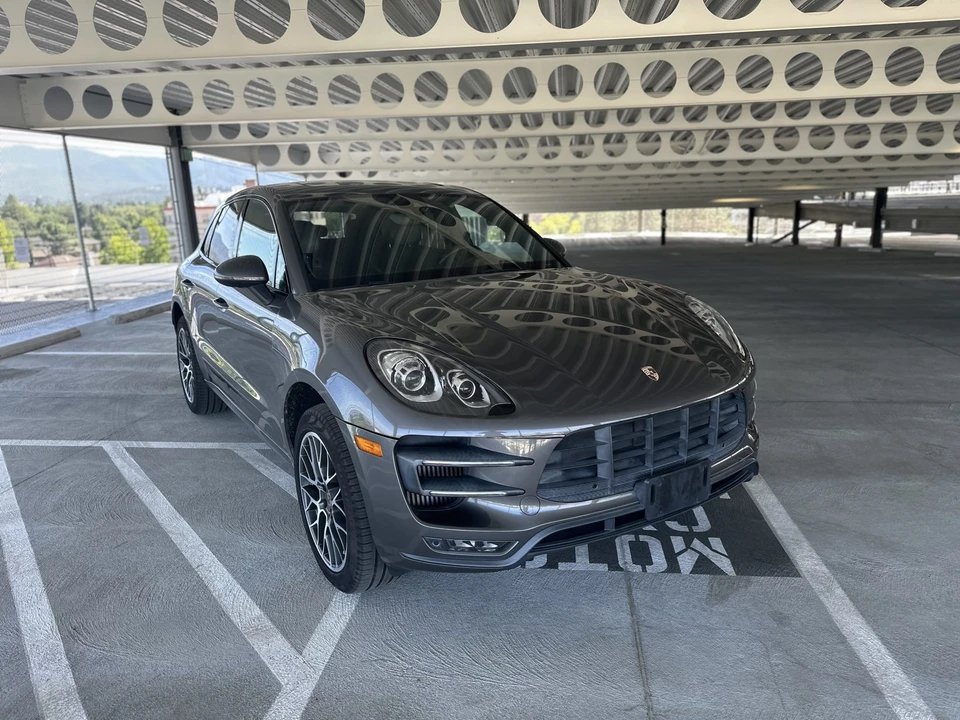 2015 Porsche Macan Turbo - Image 25 of 31