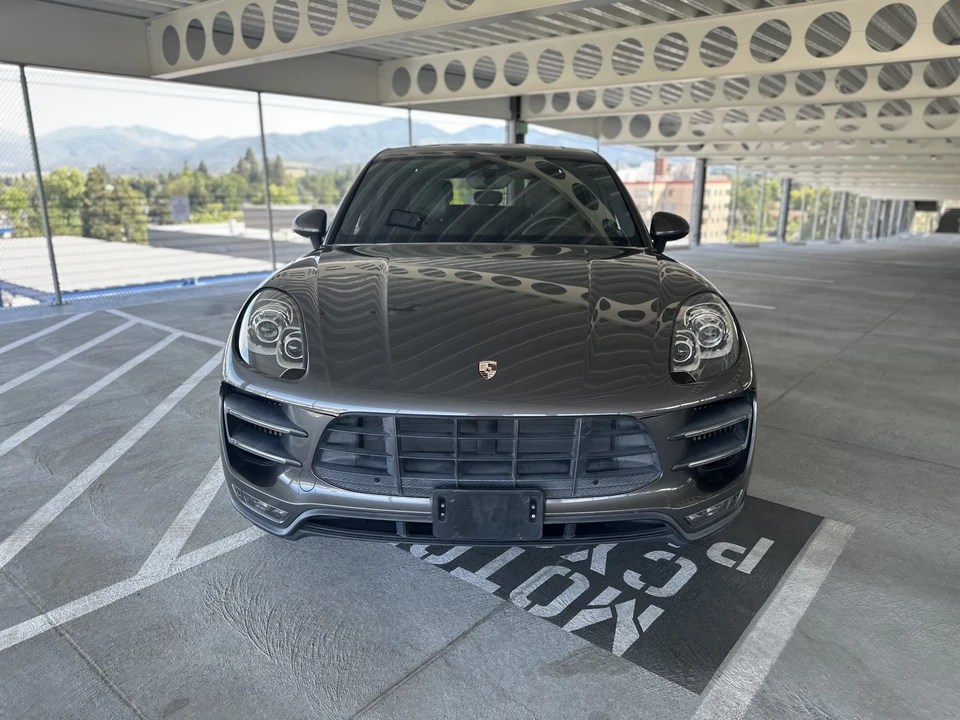 2015 Porsche Macan Turbo - Image 19 of 31