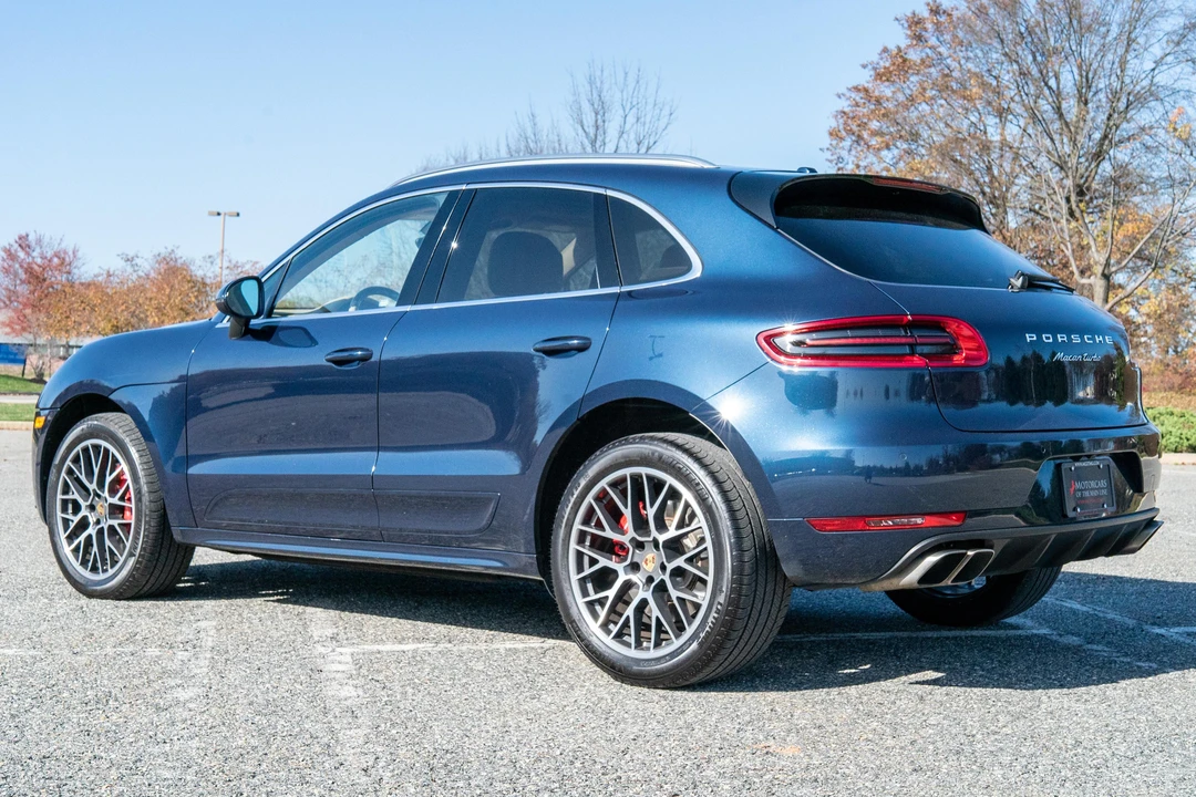 2015 Porsche Macan Turbo - Image 4 of 31