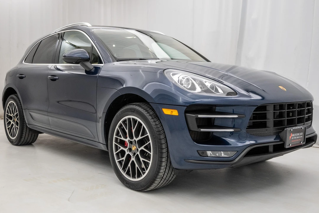 2015 Porsche Macan Turbo - Image 22 of 31