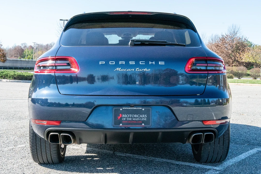 2015 Porsche Macan Turbo - Image 8 of 31