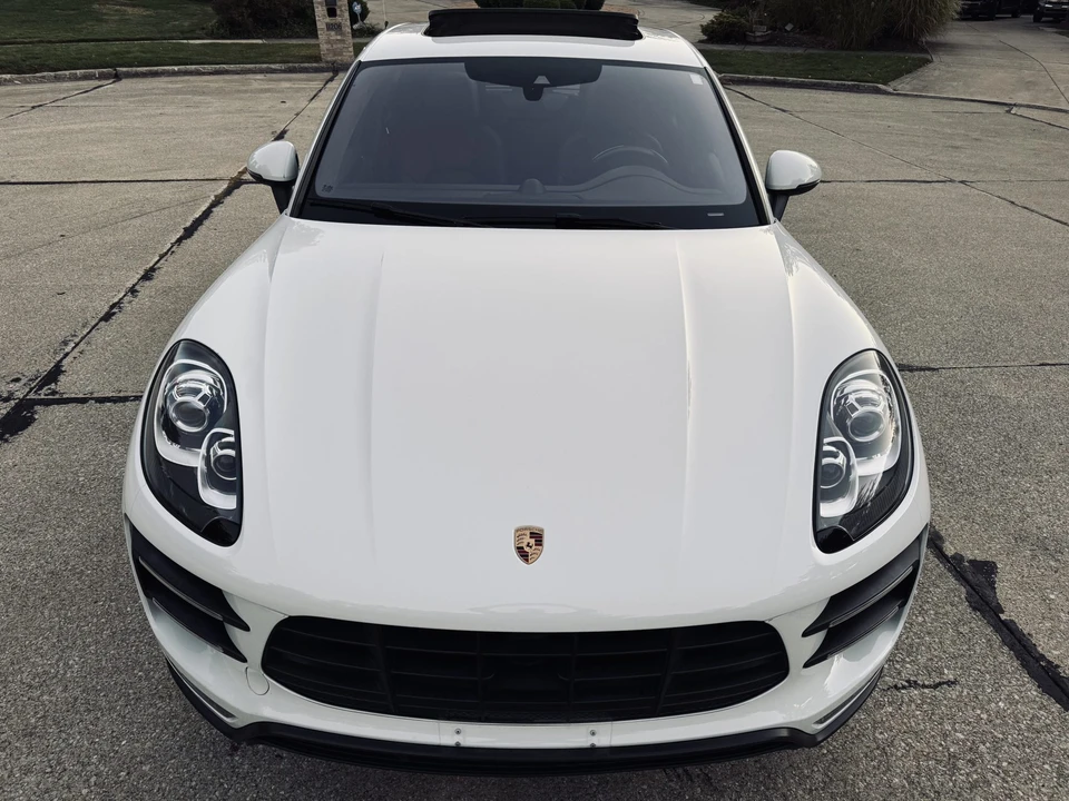 2015 Porsche Macan Turbo - Image 25 of 31