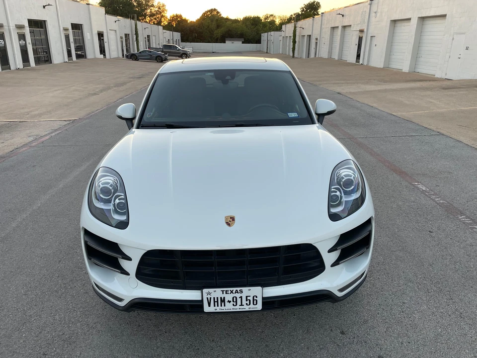 2015 Porsche Macan Turbo - Image 6 of 31