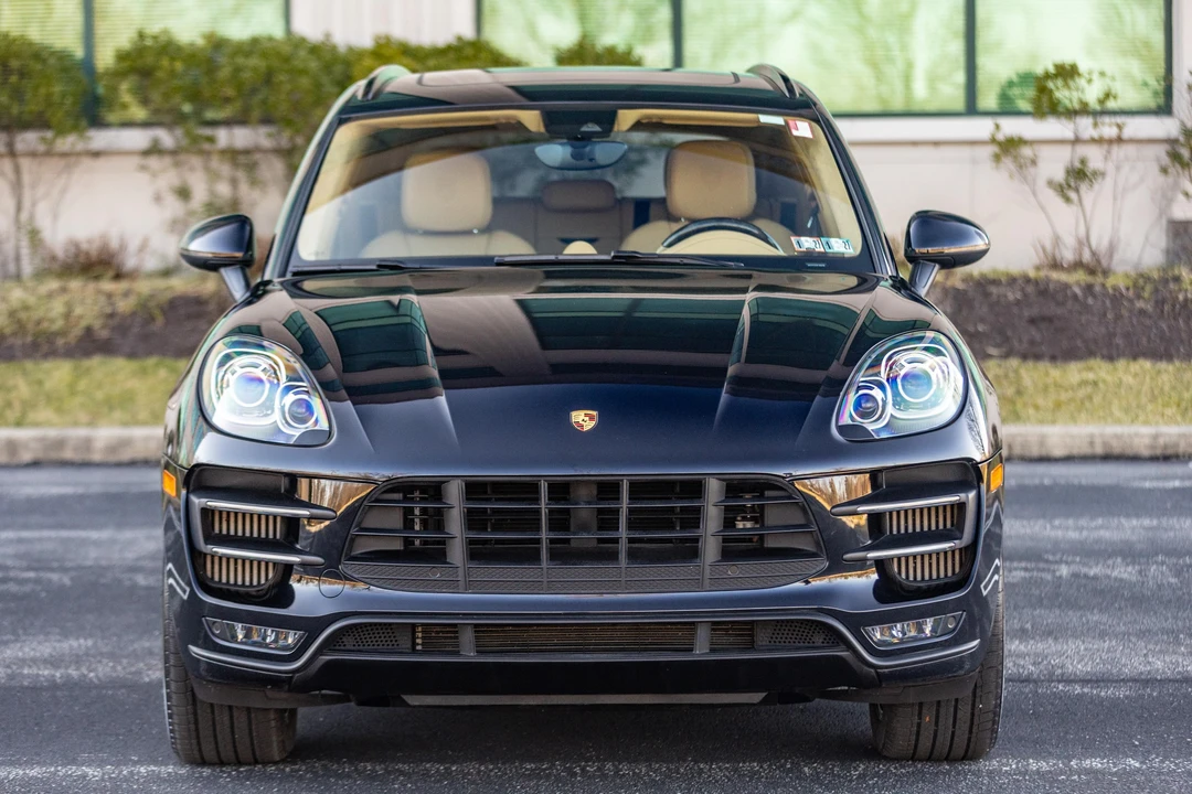 2015 Porsche Macan Turbo - Image 6 of 31