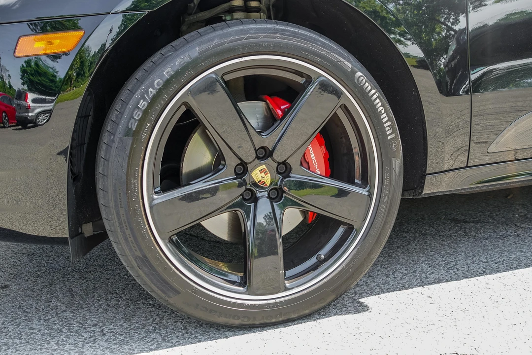 2015 Porsche Macan Turbo - Image 19 of 31