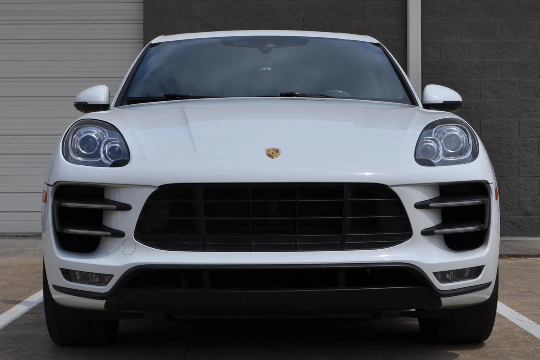 2015 Porsche Macan Turbo - Image 2 of 5