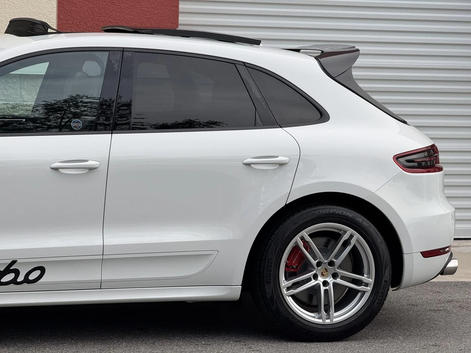 2015 Porsche Macan Turbo - Image 31 of 31