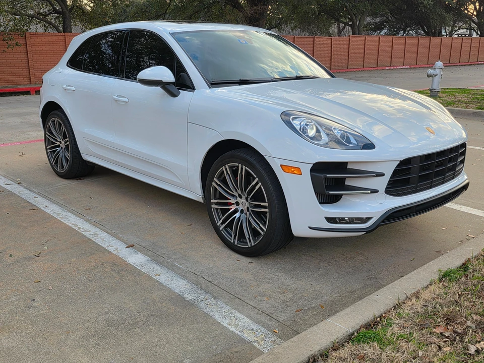 2015 Porsche Macan Turbo - Image 31 of 31