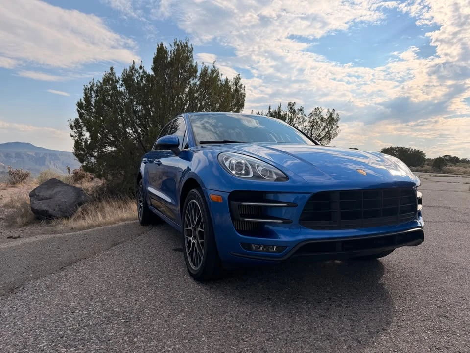 2015 Porsche Macan Turbo - Image 2 of 17