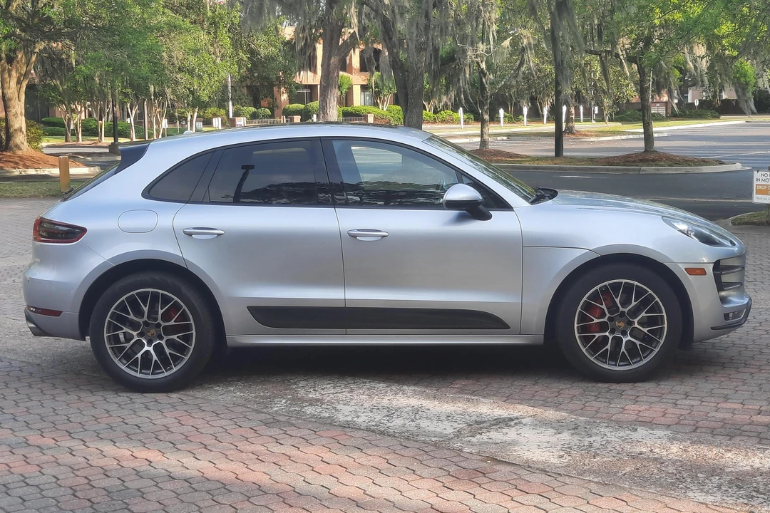 2015 Porsche Macan Turbo - Image 3 of 31
