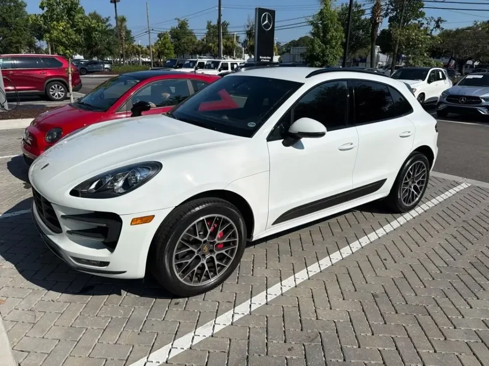2015 Porsche Macan Turbo - Image 7 of 31