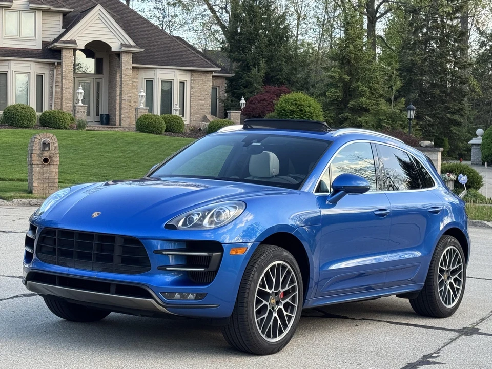 2015 Porsche Macan Turbo - Image 6 of 31