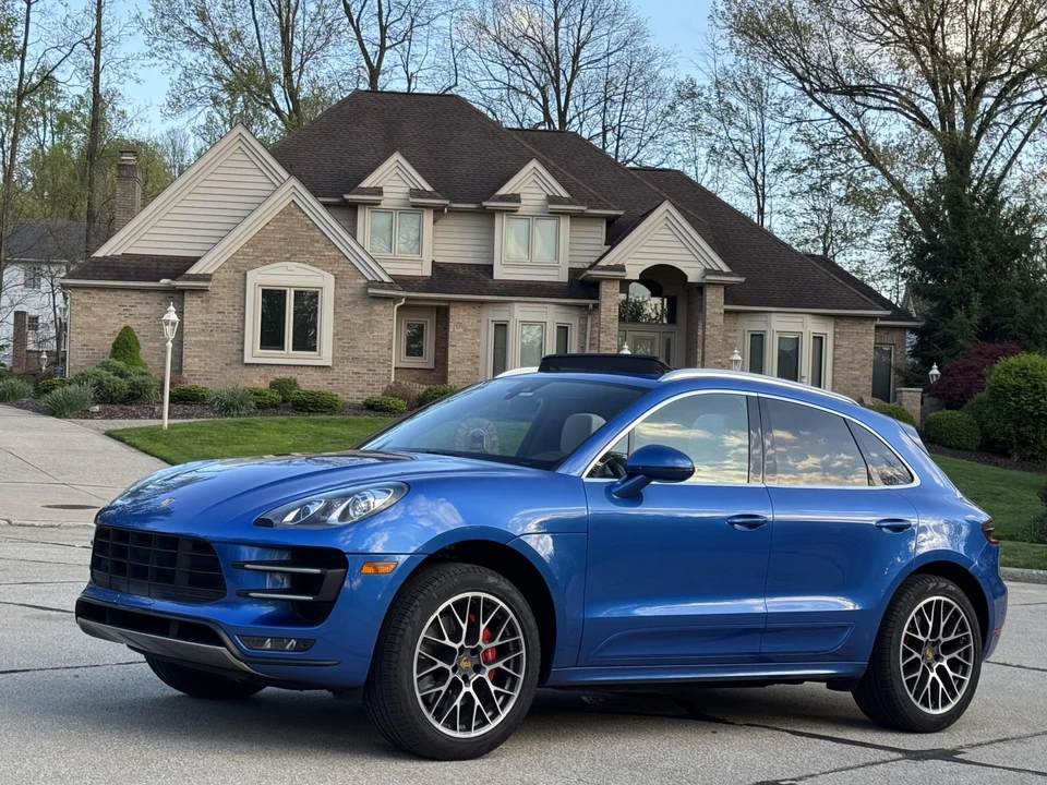 2015 Porsche Macan Turbo - Image 7 of 31