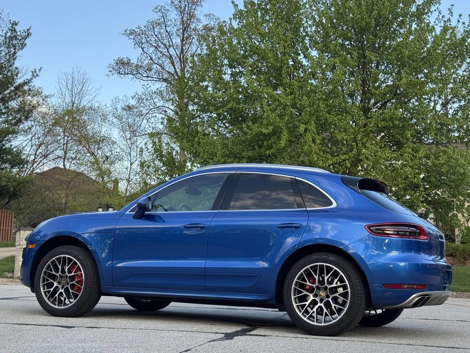 2015 Porsche Macan Turbo - Image 11 of 31