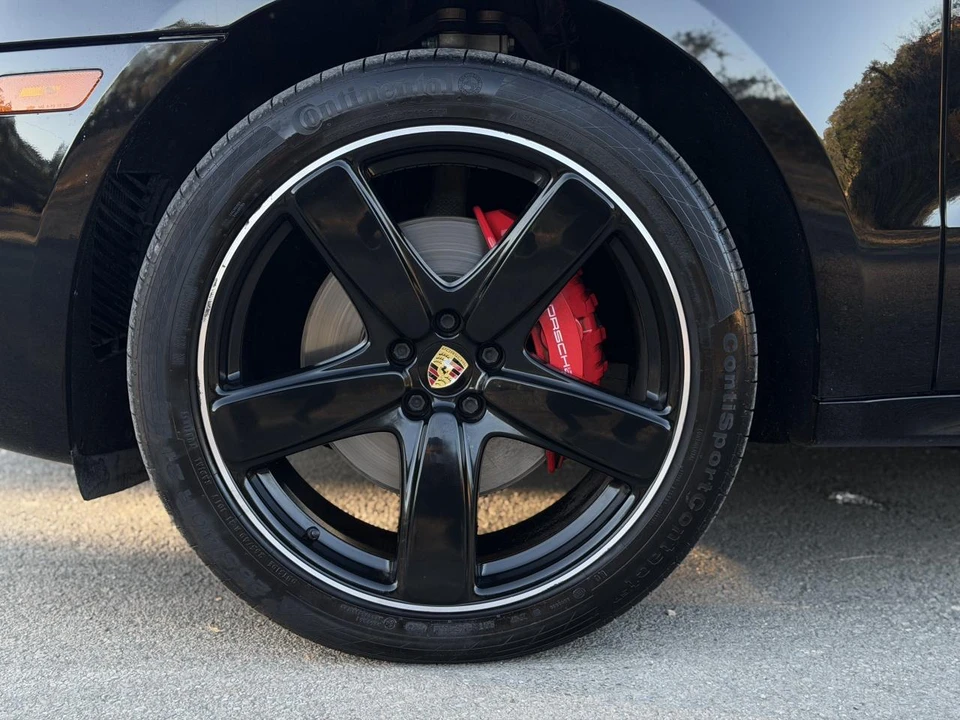 2015 Porsche Macan Turbo - Image 13 of 31