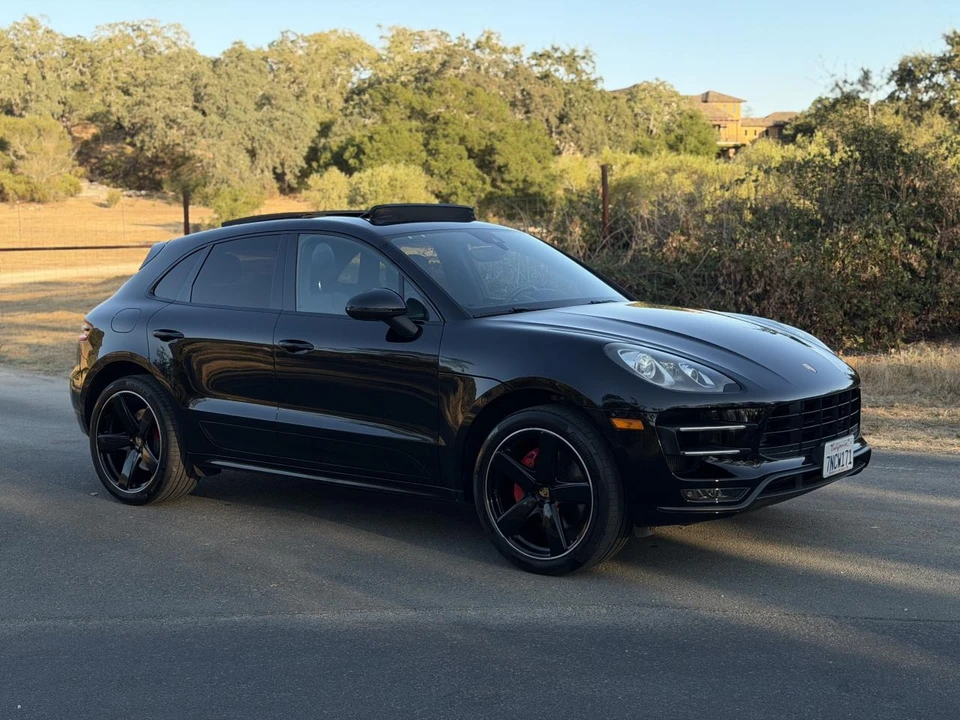 2015 Porsche Macan Turbo - Image 5 of 31