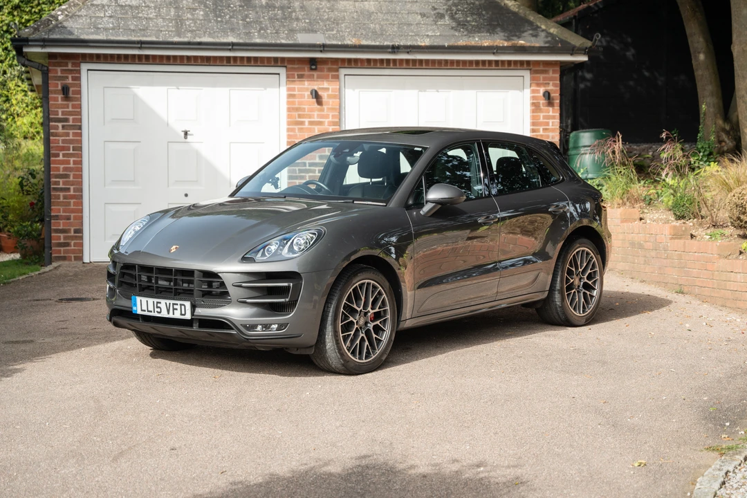 2015 Porsche Macan Turbo - Image 4 of 31