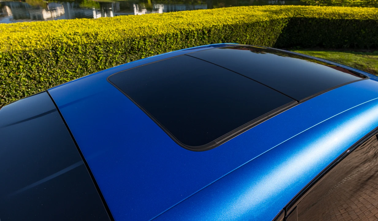 2015 Porsche Macan Turbo - Image 20 of 31