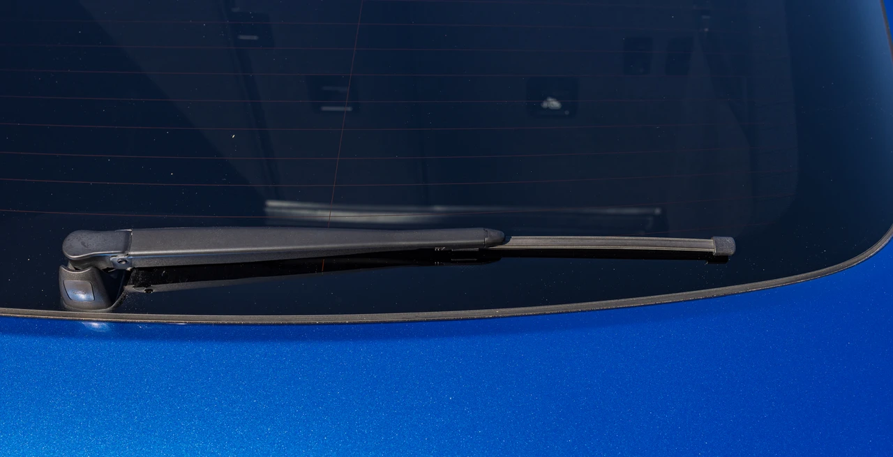 2015 Porsche Macan Turbo - Image 24 of 31