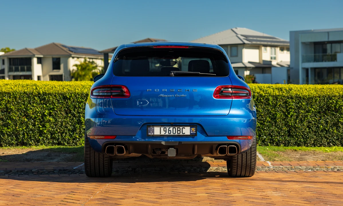 2015 Porsche Macan Turbo - Image 6 of 31