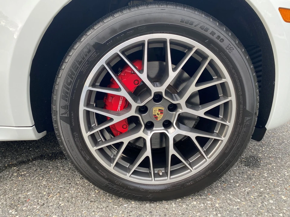 2015 Porsche Macan Turbo - Image 23 of 31