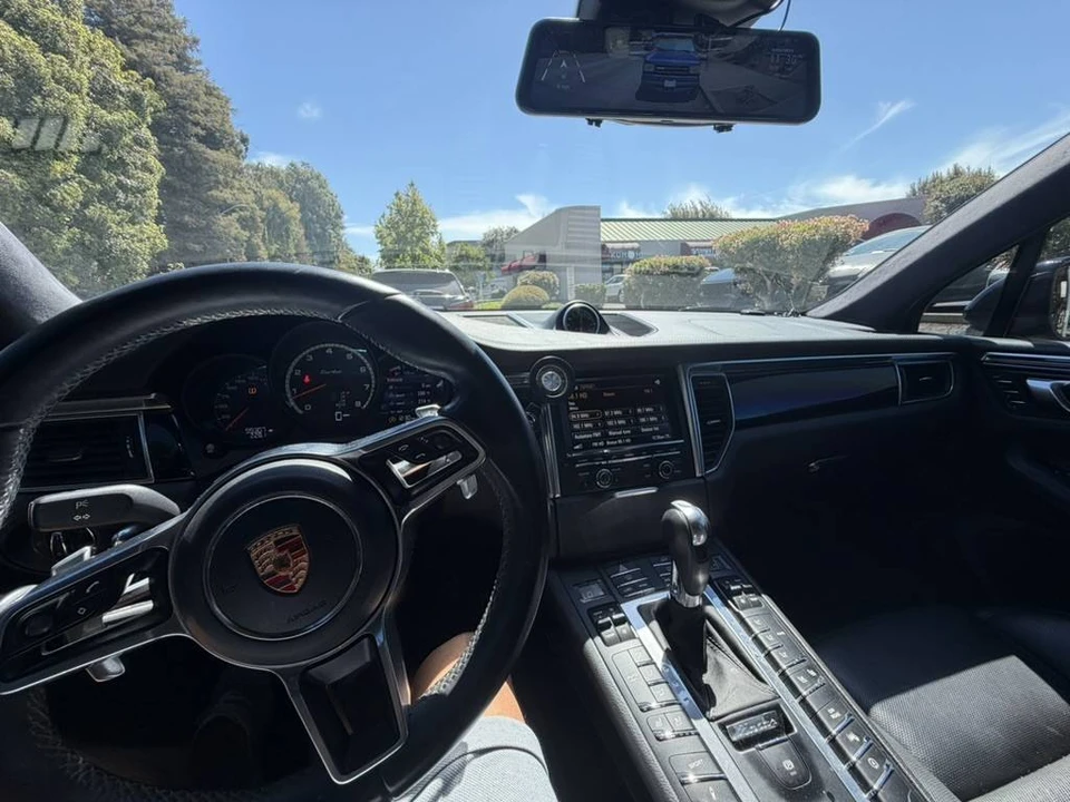 2015 Porsche Macan Turbo - Image 3 of 6