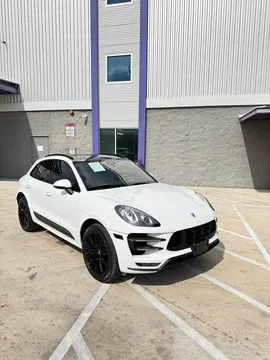 2015 Porsche Macan Turbo w/Performance Pkg