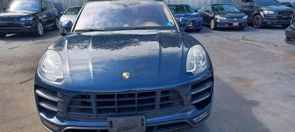 2015 Porsche Macan Turbo - Image 5 of 10