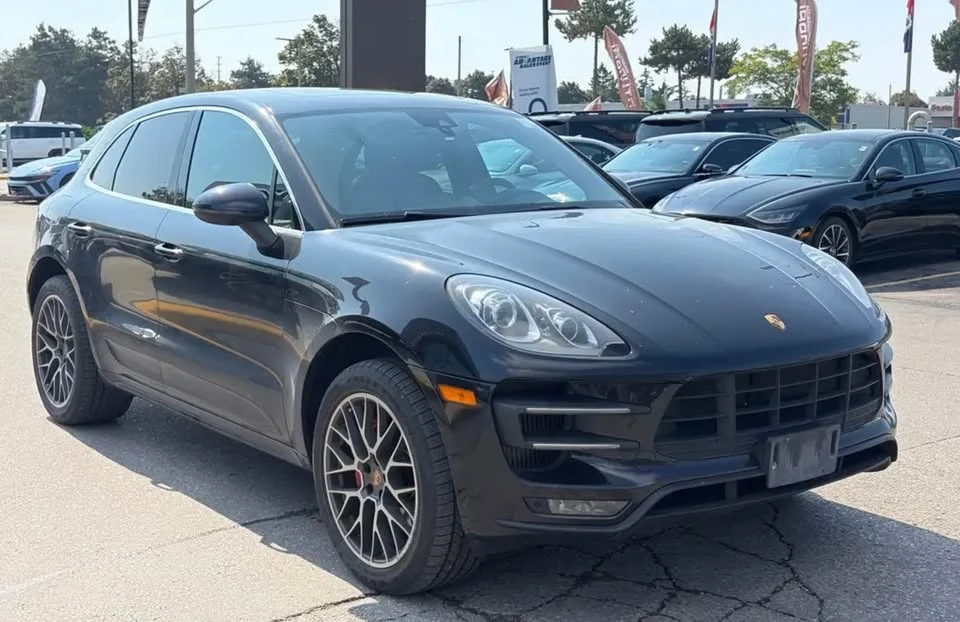 2015 Porsche Macan Turbo - Image 7 of 8