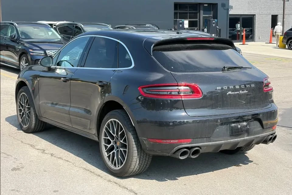 2015 Porsche Macan Turbo - Image 3 of 8