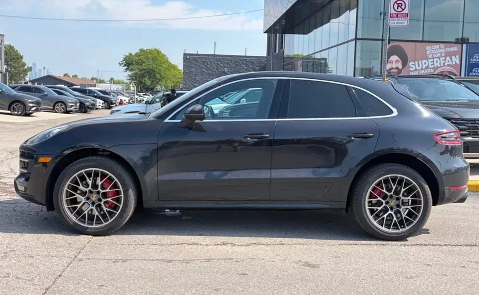 2015 Porsche Macan Turbo - Image 2 of 8