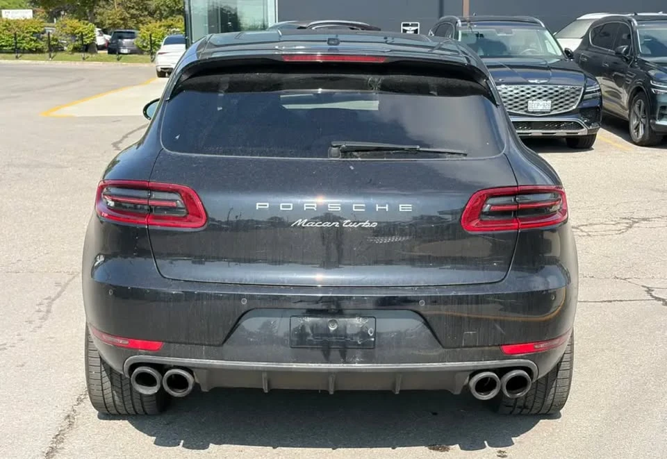 2015 Porsche Macan Turbo - Image 4 of 8