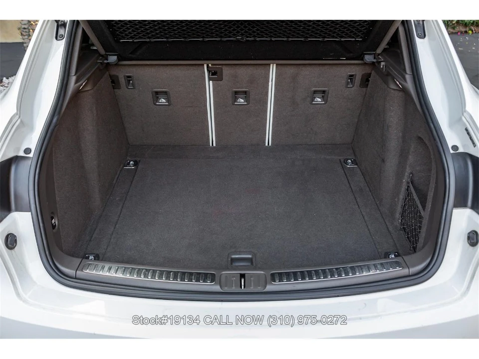 2015 Porsche Macan - Image 27 of 31