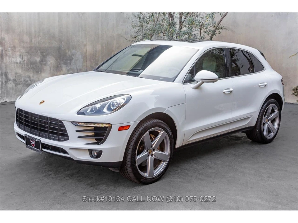 2015 Porsche Macan - Image 7 of 31