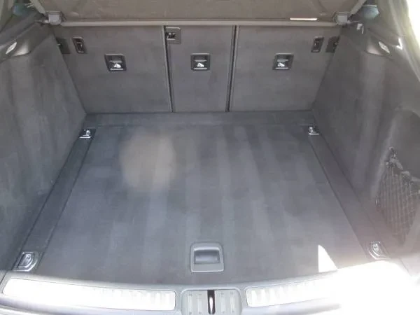 2015 Porsche Macan - Image 12 of 18